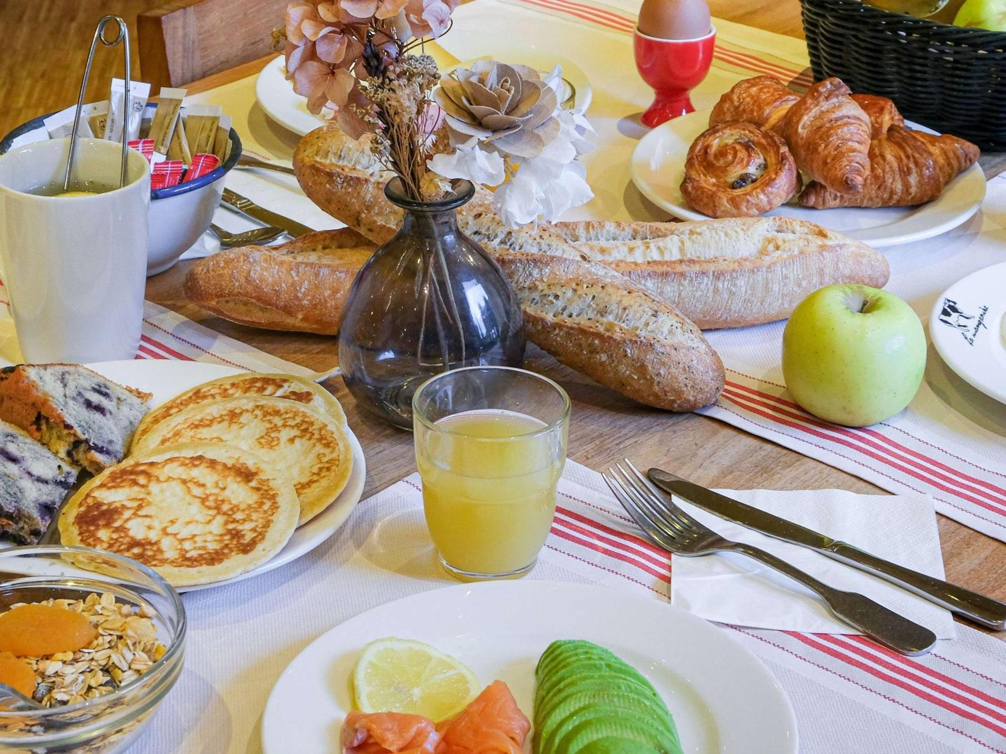 Mercure Saint-Lary Esterno foto